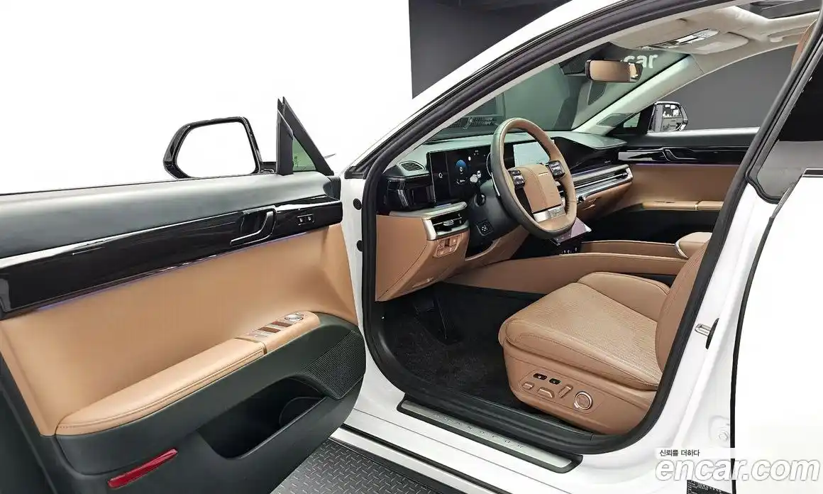 Hyundai Grandeur 2023 2.5 автомат (гидро), фото 10