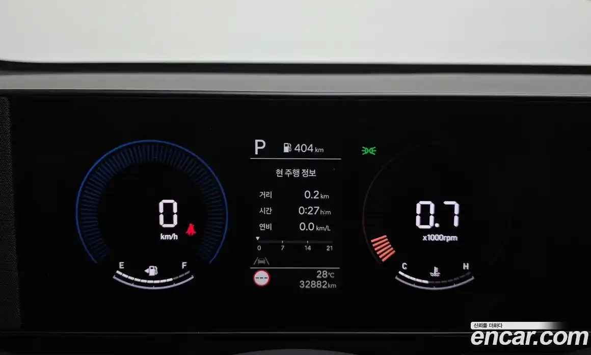 Hyundai Kona 2023 1.6 автомат (гидро), фото 11