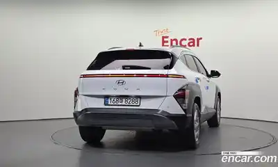 Hyundai Kona 2023 1.6 автомат (гидро), миниатюра 4
