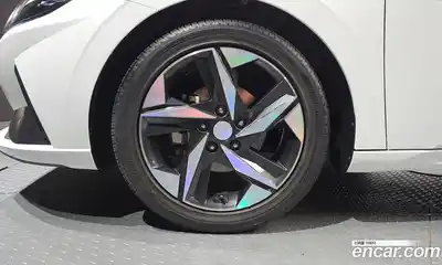 Hyundai Avante 2020 1.6 автомат (гидро), миниатюра 5