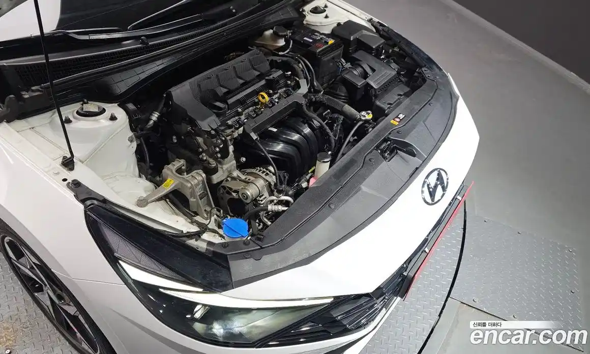 Hyundai Avante 2020 1.6 автомат (гидро), фото 6