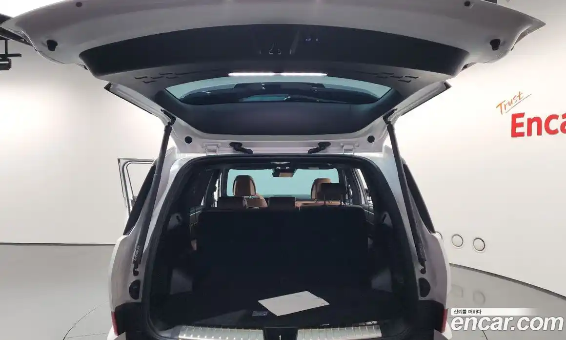 Hyundai Santa Fe 2023 2.5 автомат (гидро), фото 25