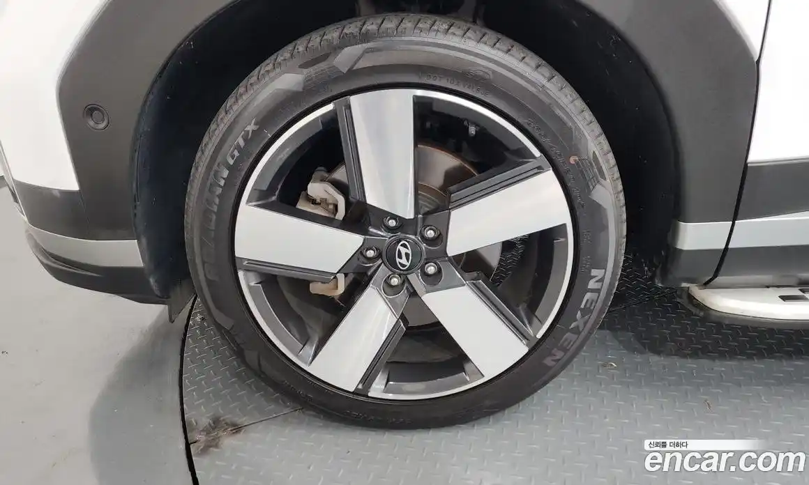 Hyundai Santa Fe 2023 2.5 автомат (гидро), фото 5