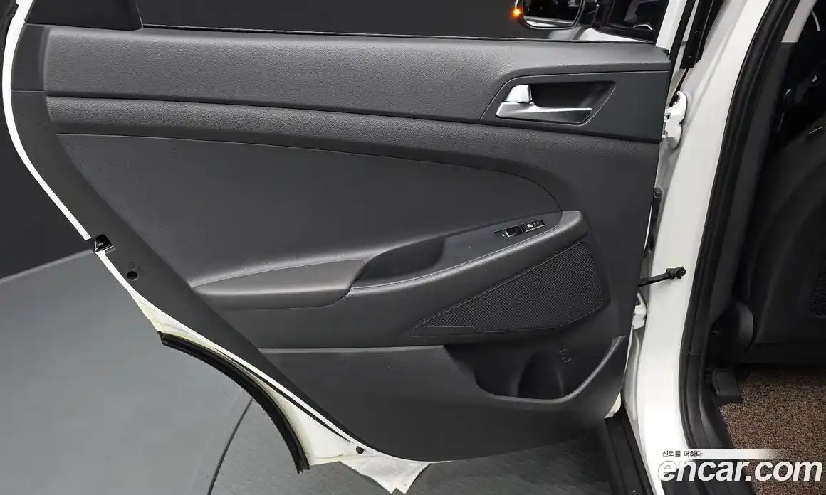 Hyundai Tucson 2018 2.0 автомат (гидро), фото 15
