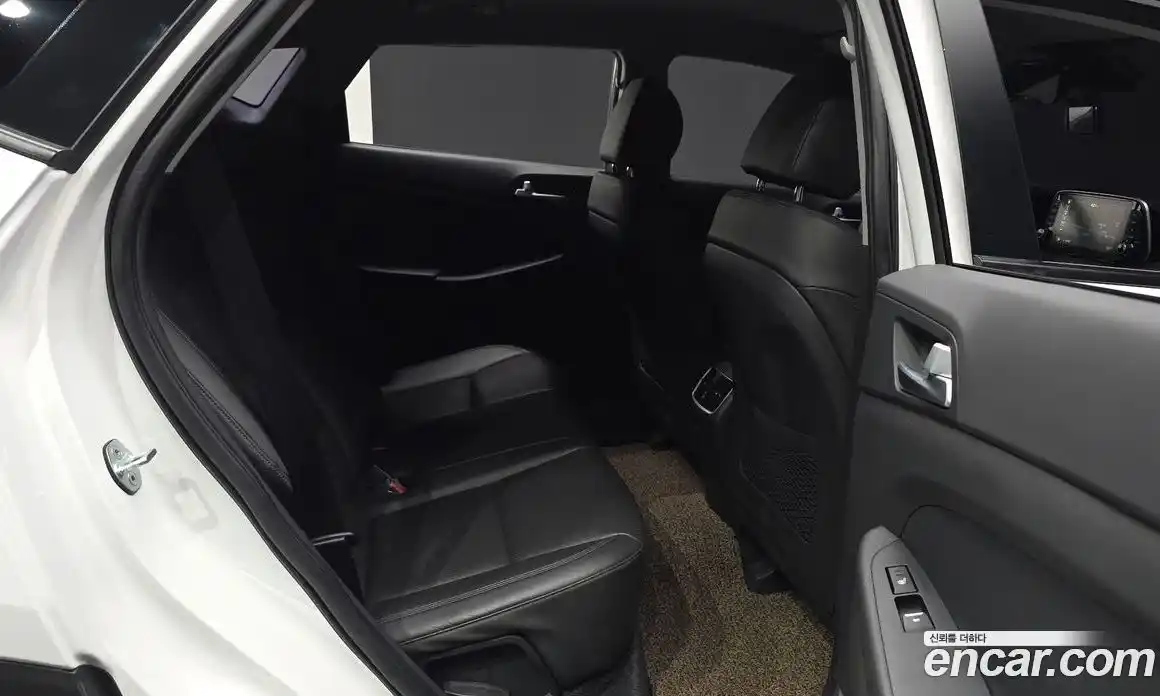 Hyundai Tucson 2018 2.0 автомат (гидро), фото 17