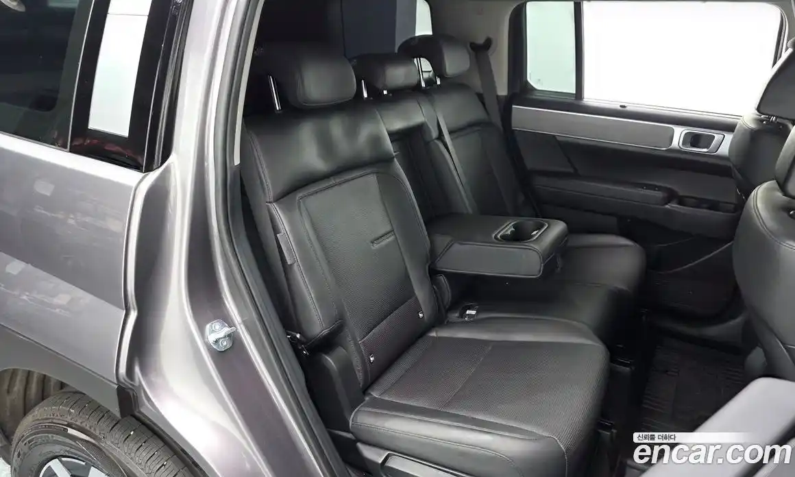 Hyundai Santa Fe 2024 2.5 автомат (гидро), фото 17