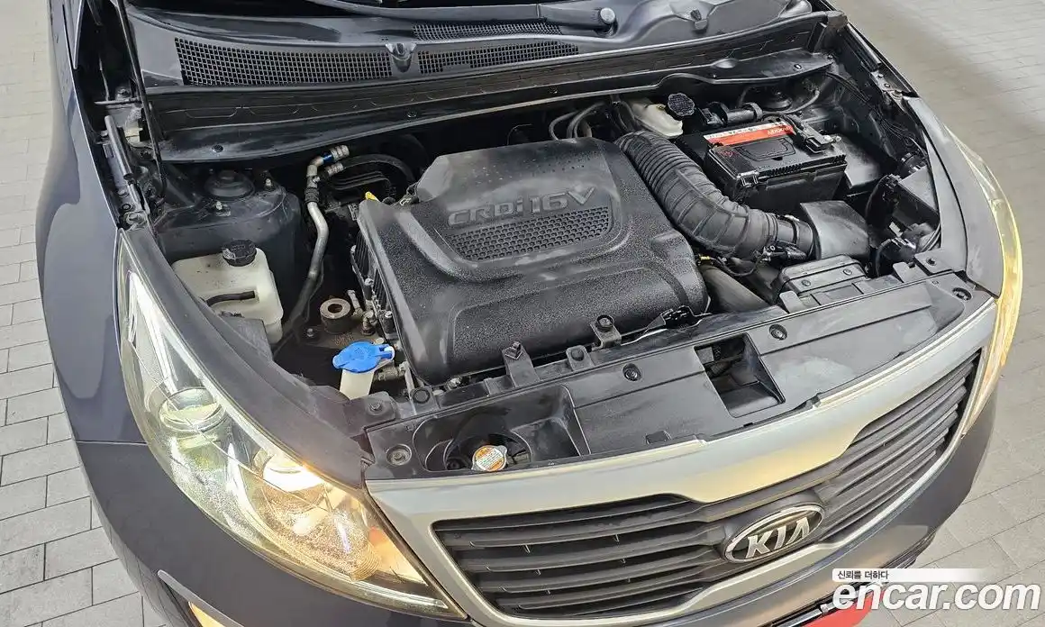 Kia Sportage 2010 2.0 автомат (гидро), фото 6