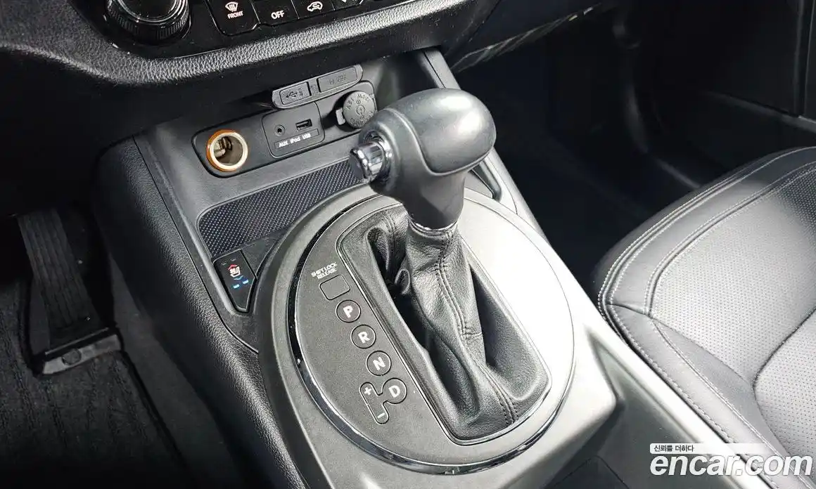 Kia Sportage 2010 2.0 автомат (гидро), фото 9