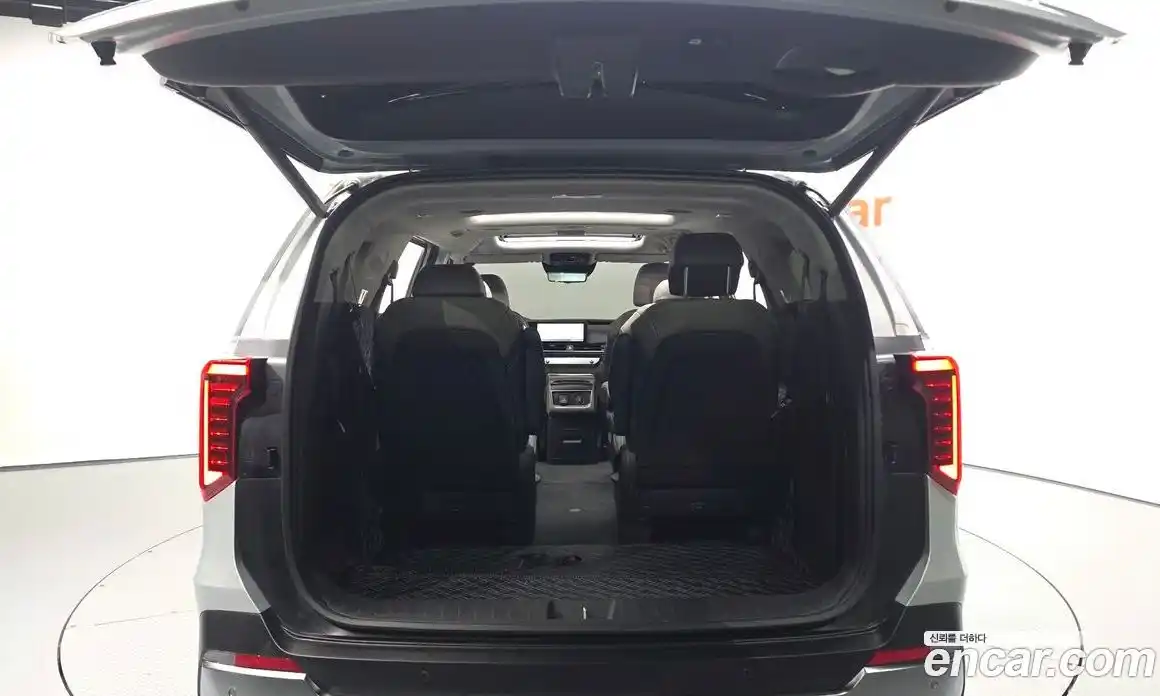 Kia Carnival 2025 1.6 автомат (гидро), фото 20