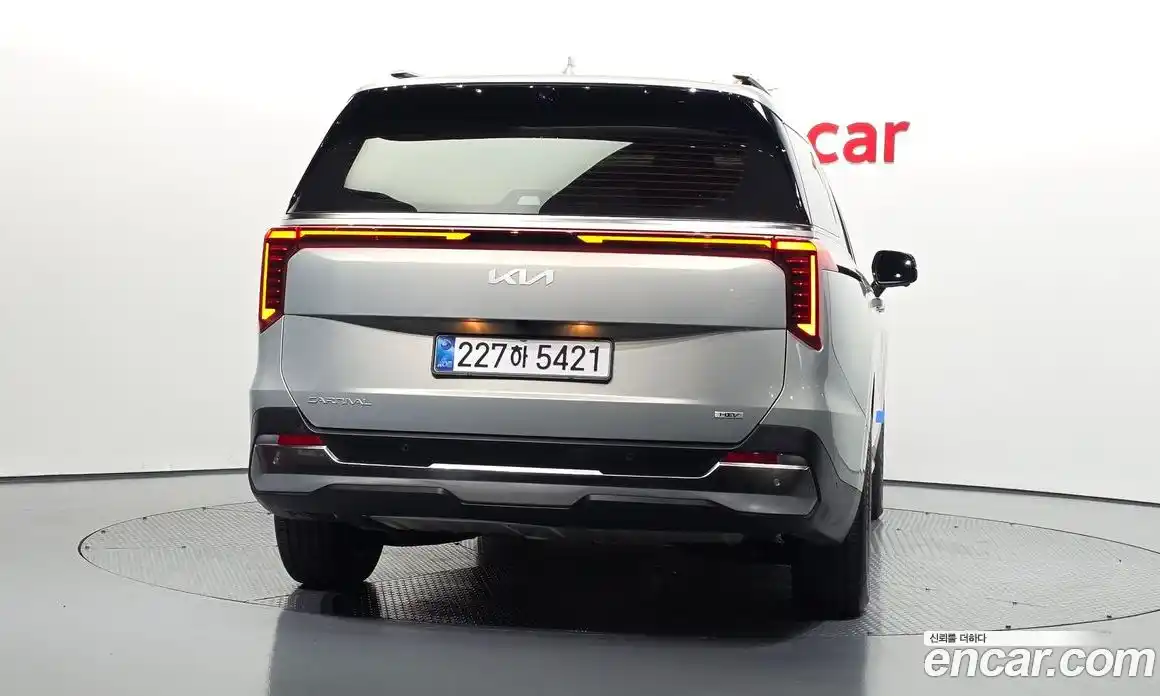 Kia Carnival 2025 1.6 автомат (гидро), фото 4