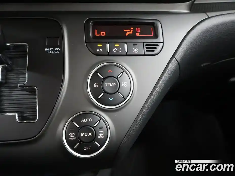 Kia Ray 2025 1.0 автомат (гидро), фото 17
