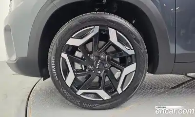 Kia Seltos 2023 1.6 автомат (гидро), миниатюра 4