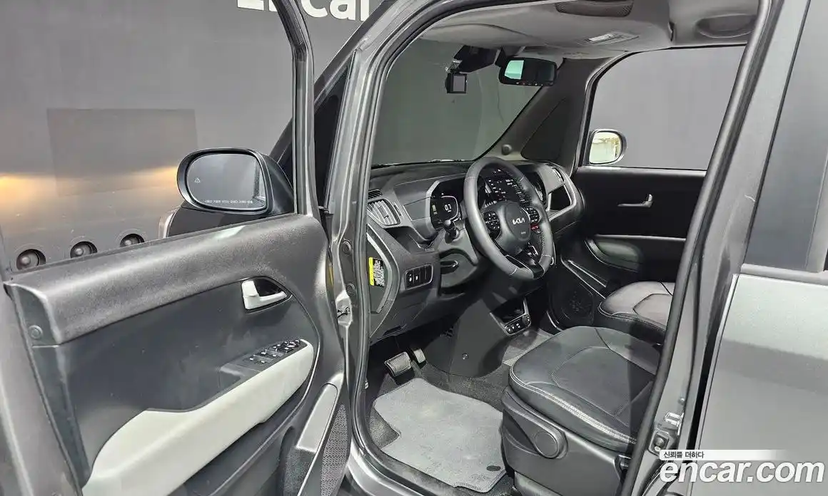 Kia Ray 2024 1.0 автомат (гидро), фото 13