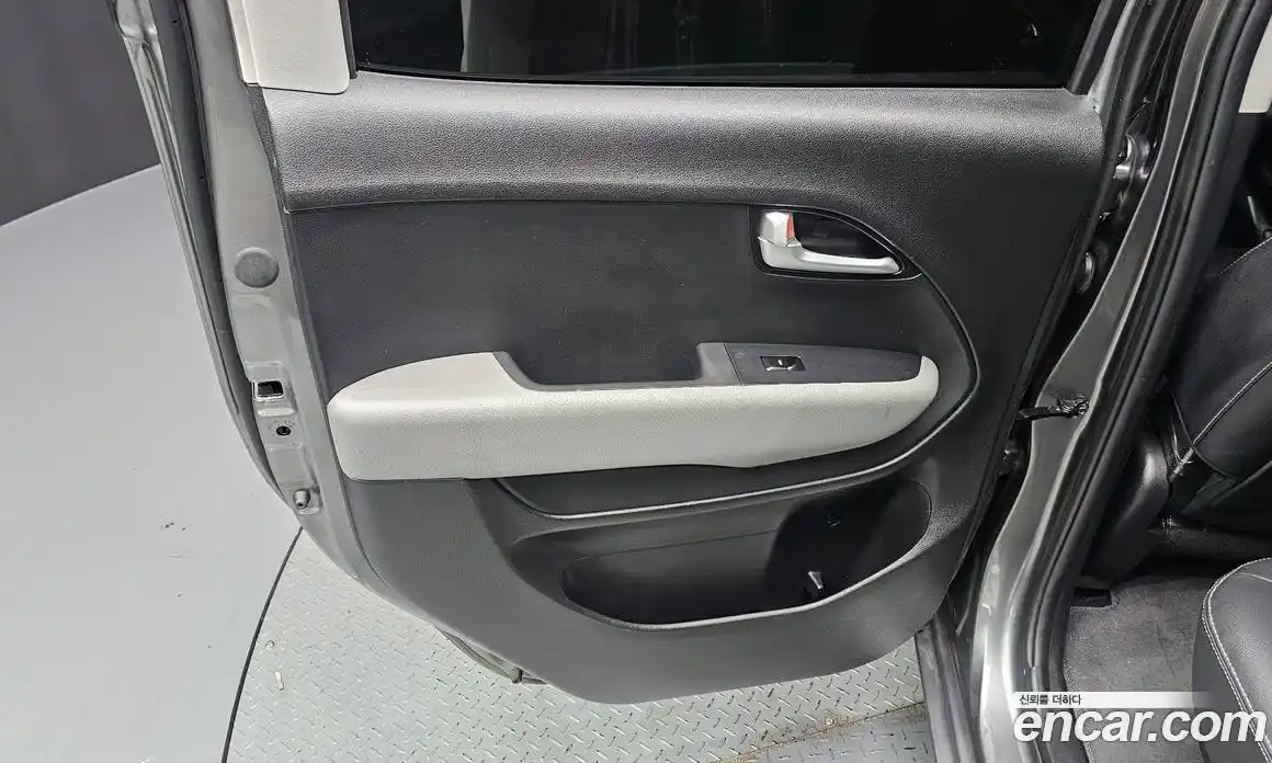 Kia Ray 2024 1.0 автомат (гидро), фото 15