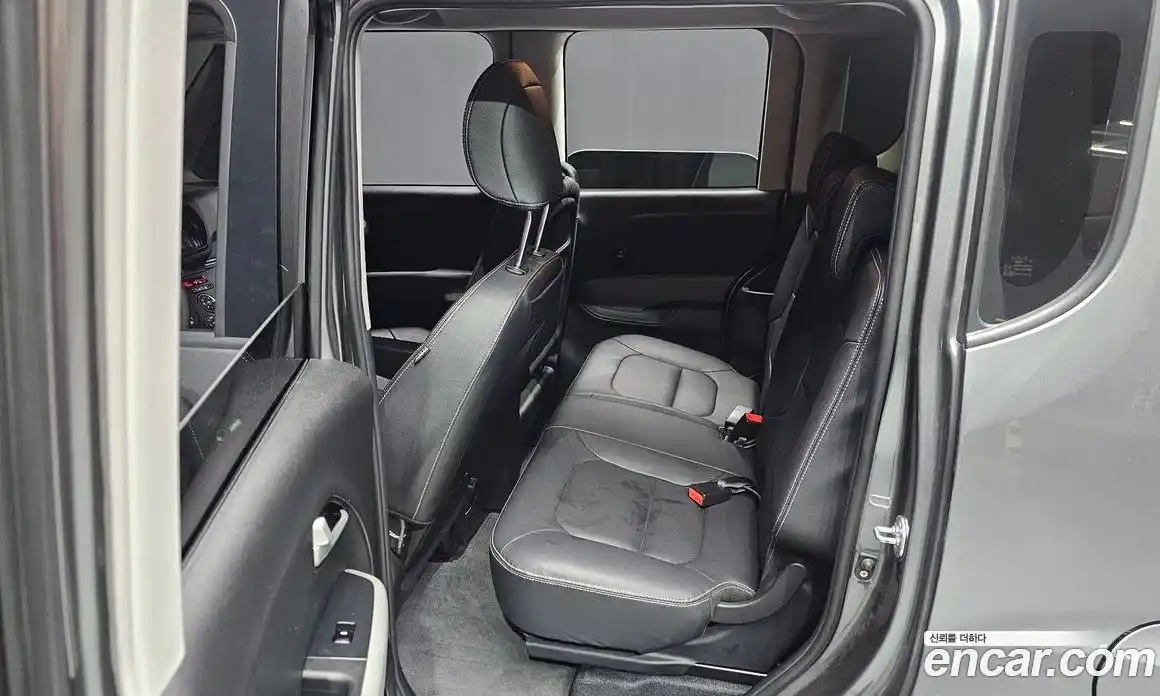 Kia Ray 2024 1.0 автомат (гидро), фото 18