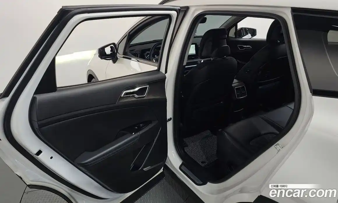 Kia Sportage 2022 1.6 автомат (гидро), фото 25