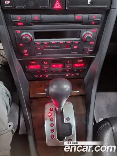 Audi A4 2004 2.0 автомат (гидро), миниатюра 9