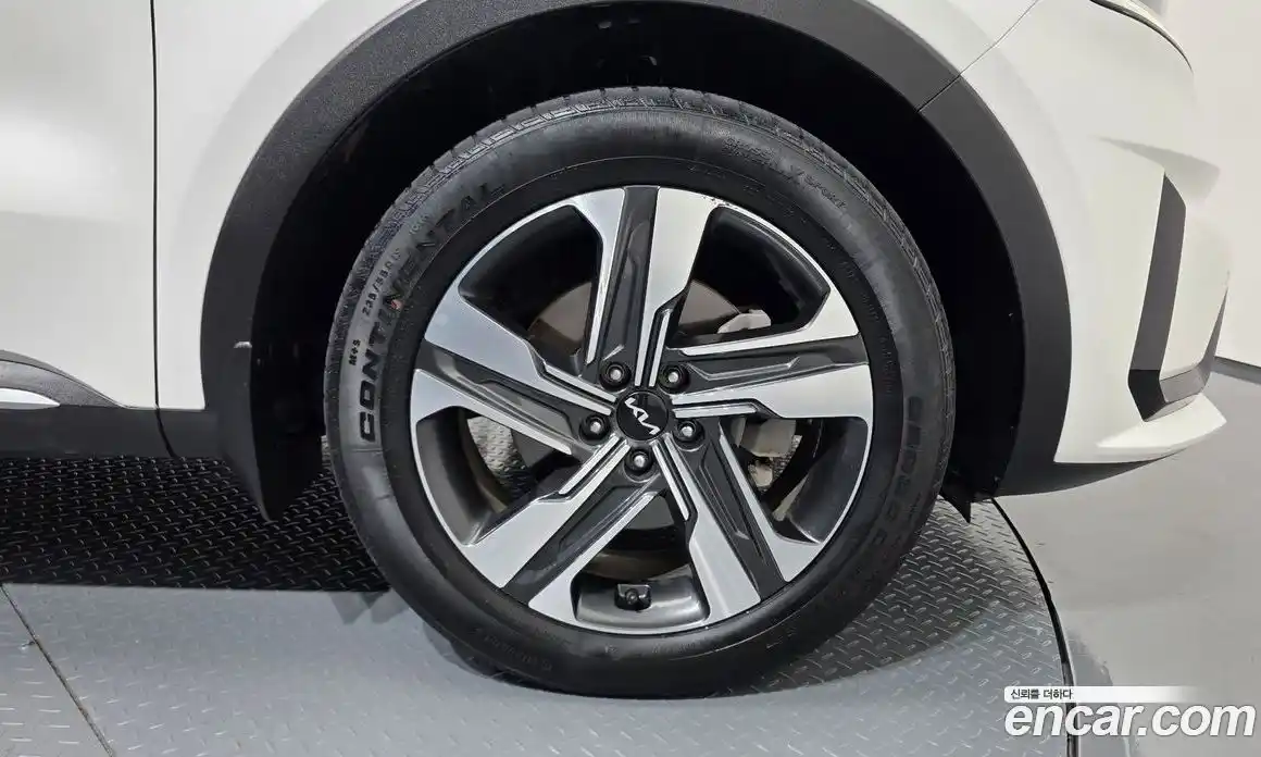 Kia Sorento 2023 1.6 автомат (гидро), фото 7