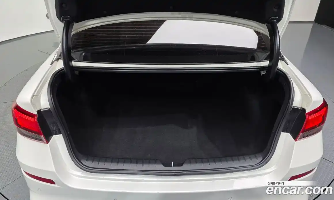 Kia K5 (Optima) 2019 2.0 автомат (гидро), фото 26