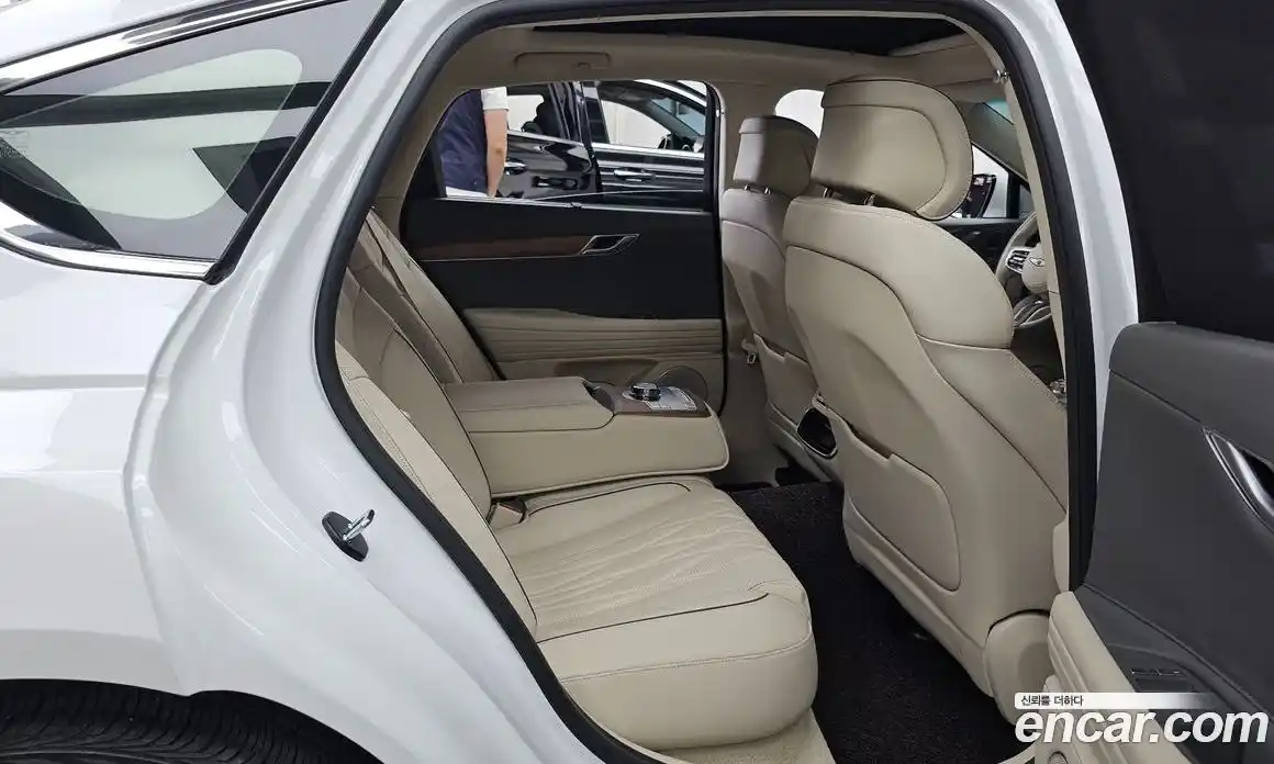 Genesis G80 2024 2.5 автомат (гидро), фото 18