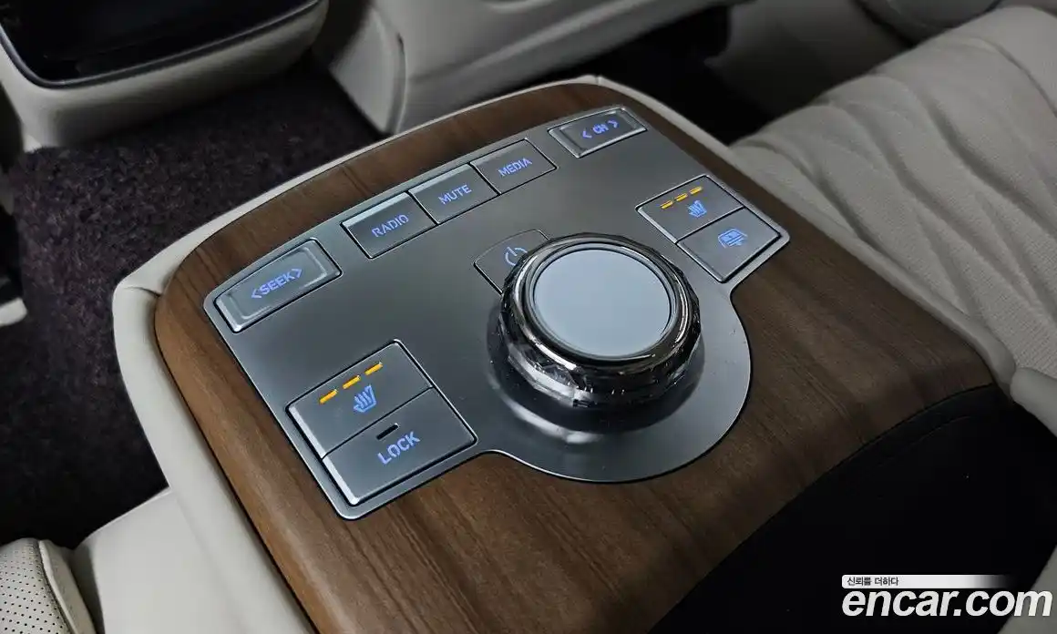 Genesis G80 2024 2.5 автомат (гидро), фото 25