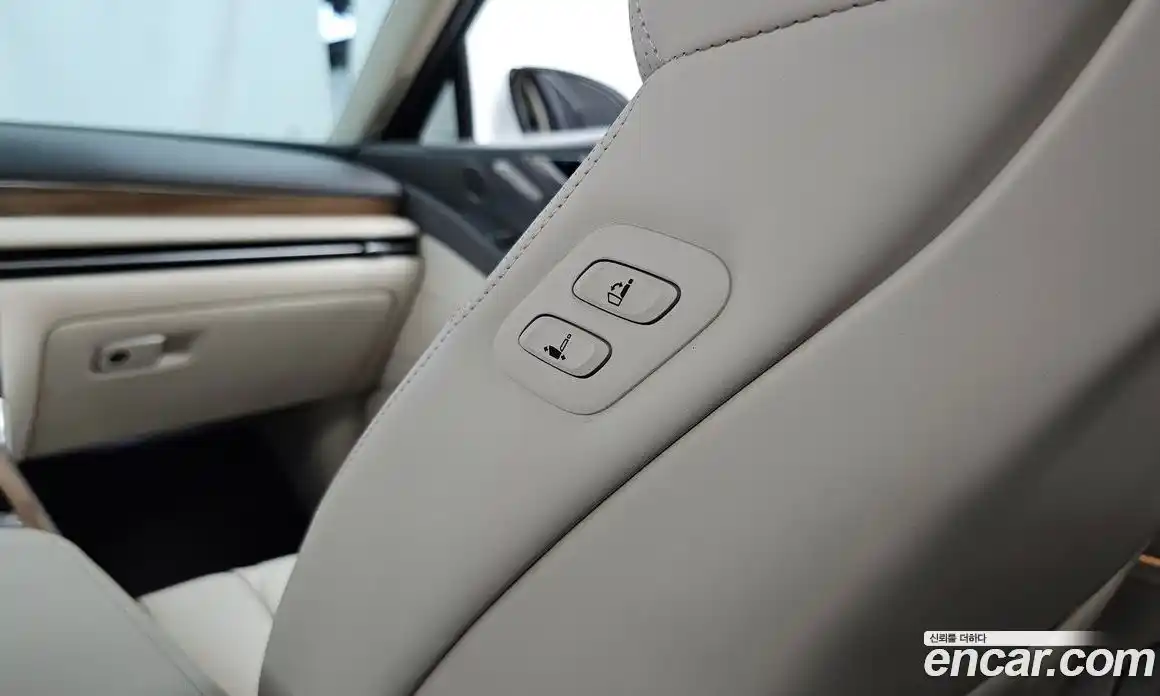 Genesis G80 2024 2.5 автомат (гидро), фото 32