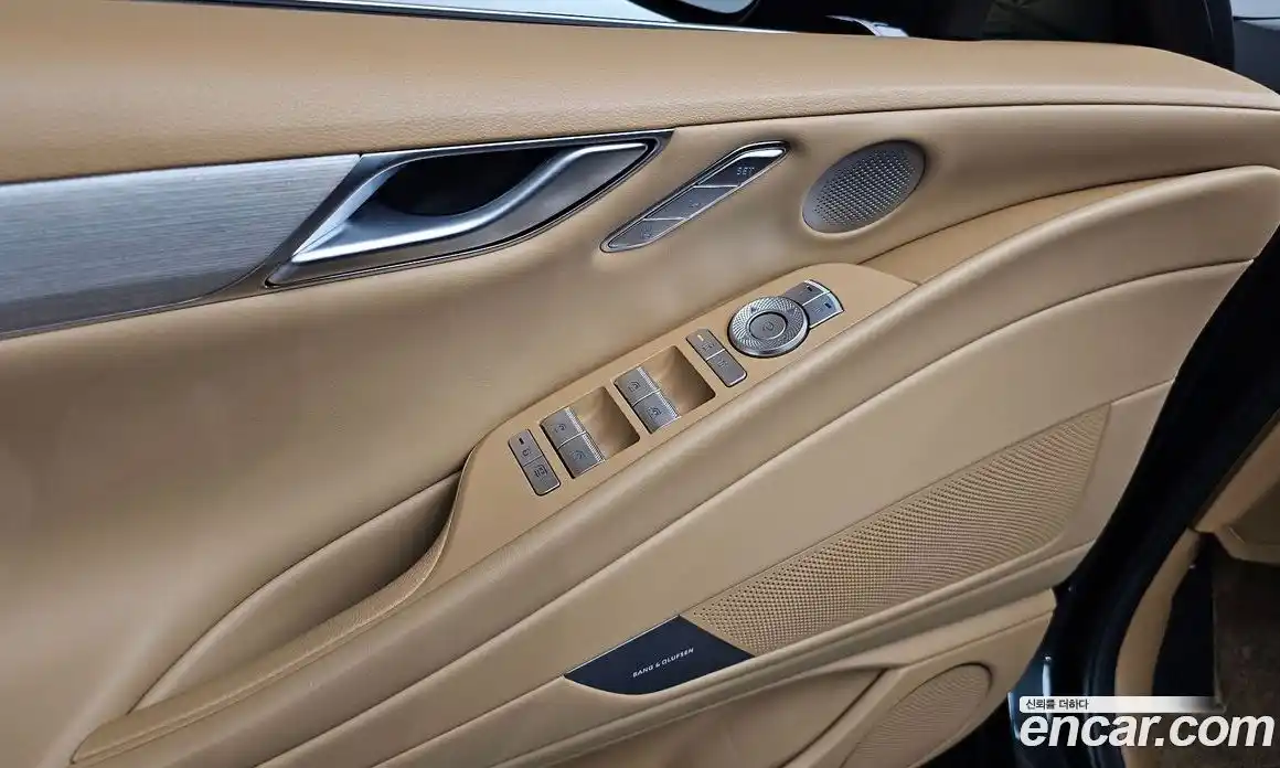 Genesis G80 2025 3.5 автомат (гидро), фото 31