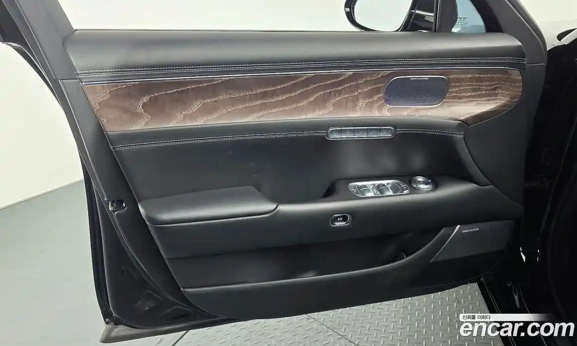 Genesis G90 2023 3.5 автомат (гидро), фото 14