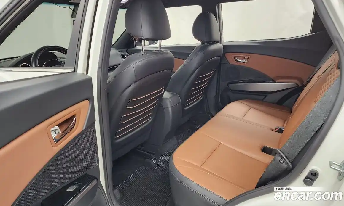 SsangYong TIBOLI 2018 1.6 автомат (гидро), фото 16