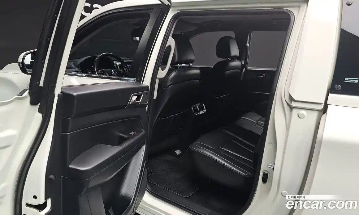SsangYong Rexton 2018 2.2 автомат (гидро), фото 11