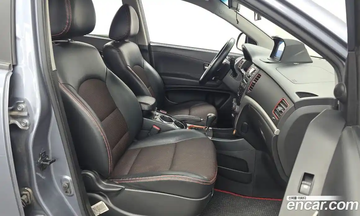 SsangYong Korando 2011 2.0 автомат (гидро), фото 11