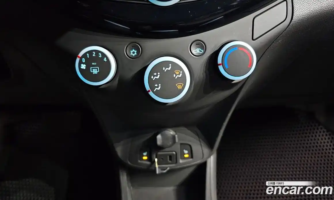 Chevrolet Spark 2014 1.0 автомат (гидро), фото 27