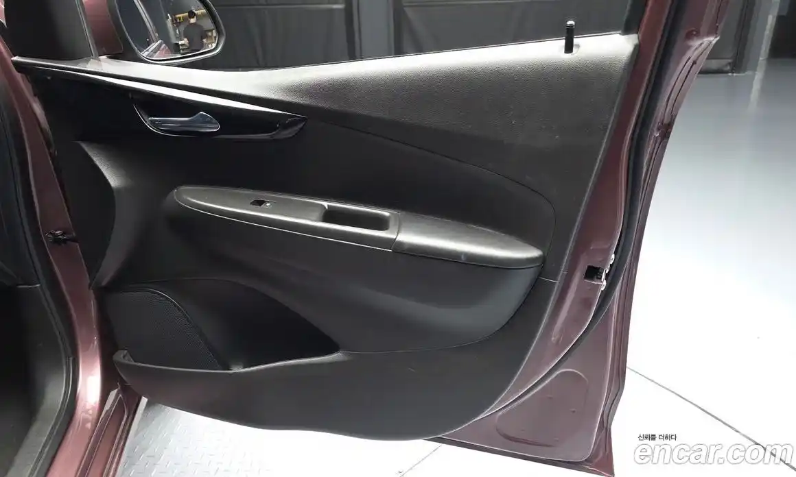 Chevrolet Spark 2020 1.0 автомат (гидро), фото 14