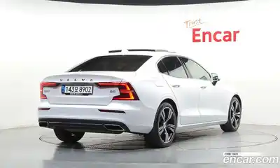 Volvo S60, 2020, 89 390 км