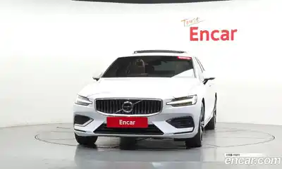 Volvo S60 2020 2.0 автомат (гидро), миниатюра 2