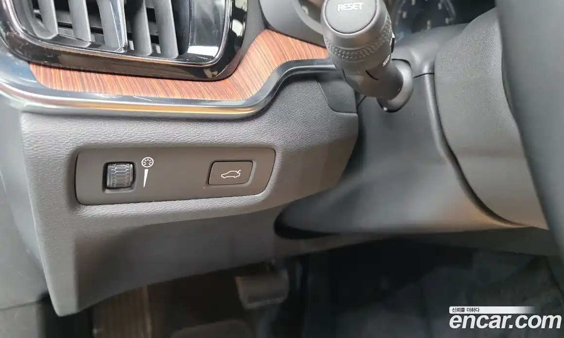 Volvo S60 2020 2.0 автомат (гидро), фото 26