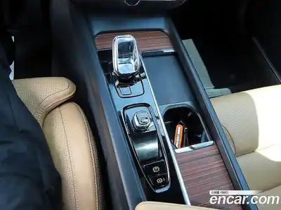 Volvo V60 2022 2.0 автомат (гидро), миниатюра 11