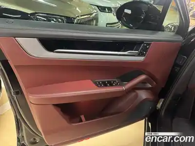 Porsche Cayenne 2024 3.0 автомат (гидро), миниатюра 12