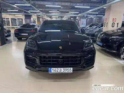 Porsche Cayenne 2024 3.0 автомат (гидро), миниатюра 3