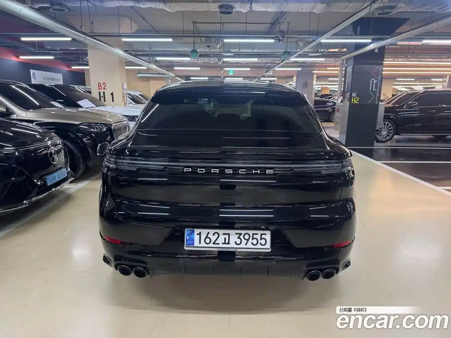 Porsche Cayenne 2024 3.0 автомат (гидро), фото 4