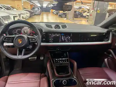 Porsche Cayenne 2024 3.0 автомат (гидро), миниатюра 7