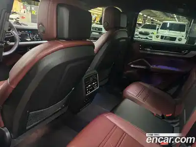 Porsche Cayenne 2024 3.0 автомат (гидро), миниатюра 10