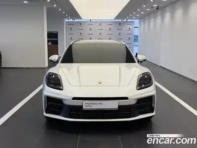 Porsche Panamera 2024 2.9 автомат (гидро), миниатюра 3