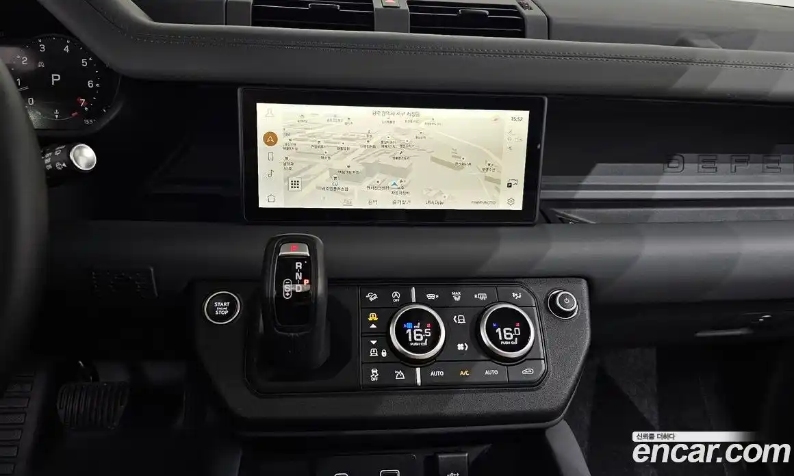 Land Rover Defender 2024 2.0 автомат (гидро), фото 13