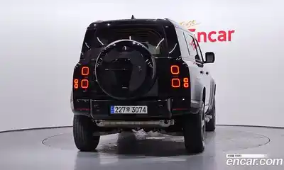 Land Rover Defender 2024 2.0 автомат (гидро), миниатюра 4