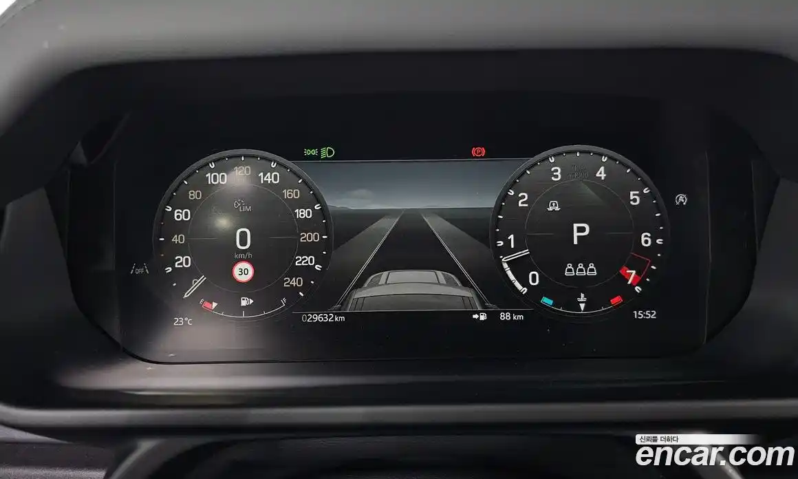 Land Rover Defender 2024 2.0 автомат (гидро), фото 8