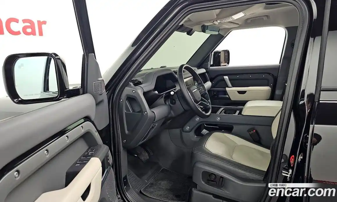 Land Rover Defender 2024 2.0 автомат (гидро), фото 10