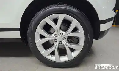 Land Rover Range Rover Evoque 2020 2.0 автомат (гидро), миниатюра 5