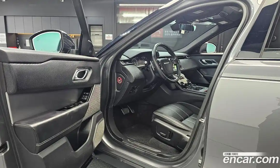 Land Rover Range Rover Velar 2019 2.0 автомат (гидро), фото 12