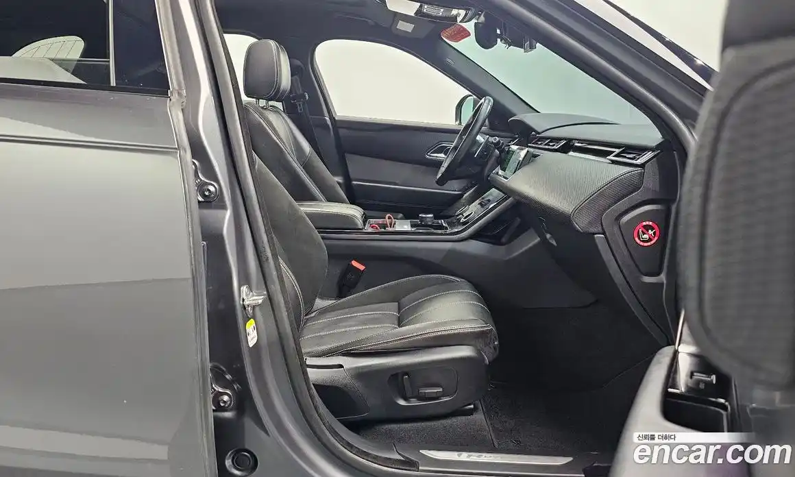 Land Rover Range Rover Velar 2019 2.0 автомат (гидро), фото 15